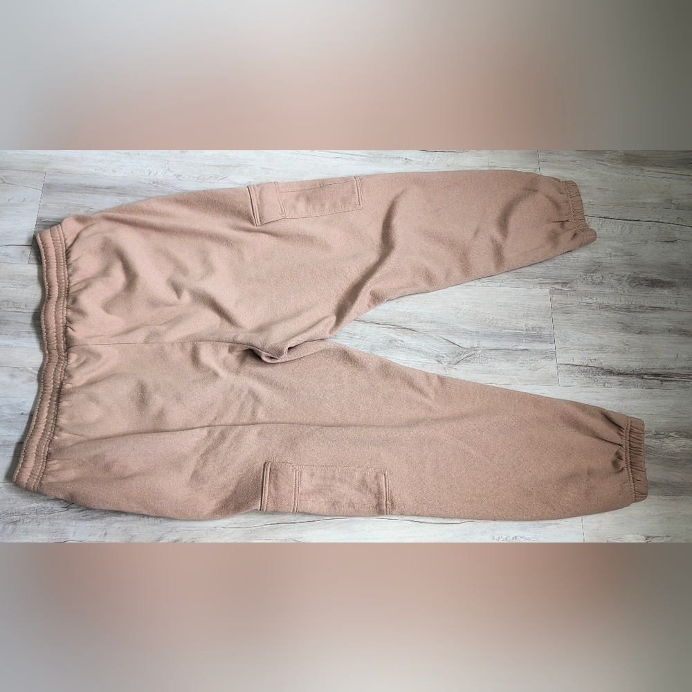 Aeropostale Tan Cargo Sweat Pants XL - Picture 2 of 8